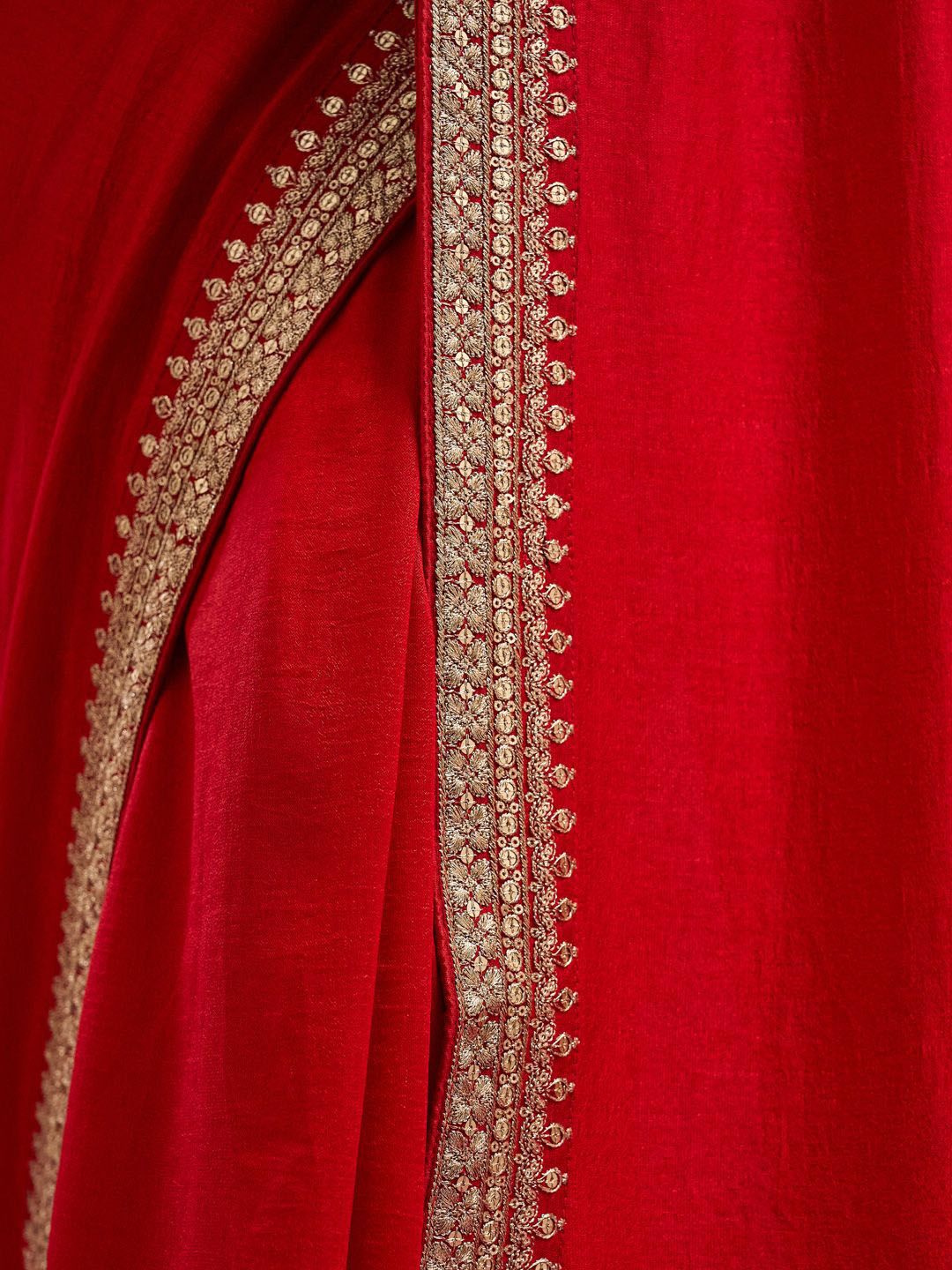 kasee Solid Embroidered Pure Silk Saree