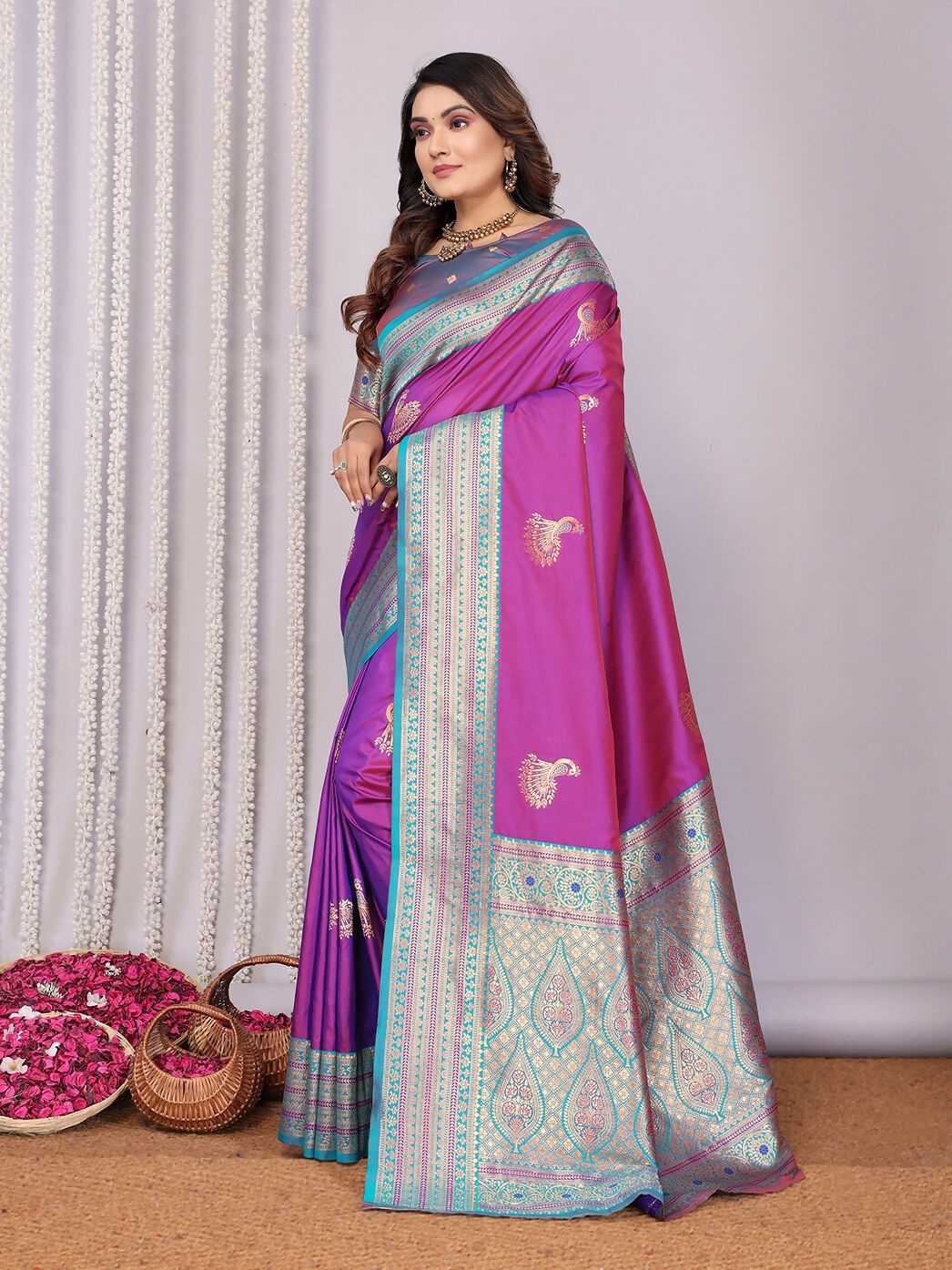 Joban Fashion Banarasi Pink Small Butti Soft Silk Saree | Swadesiicart