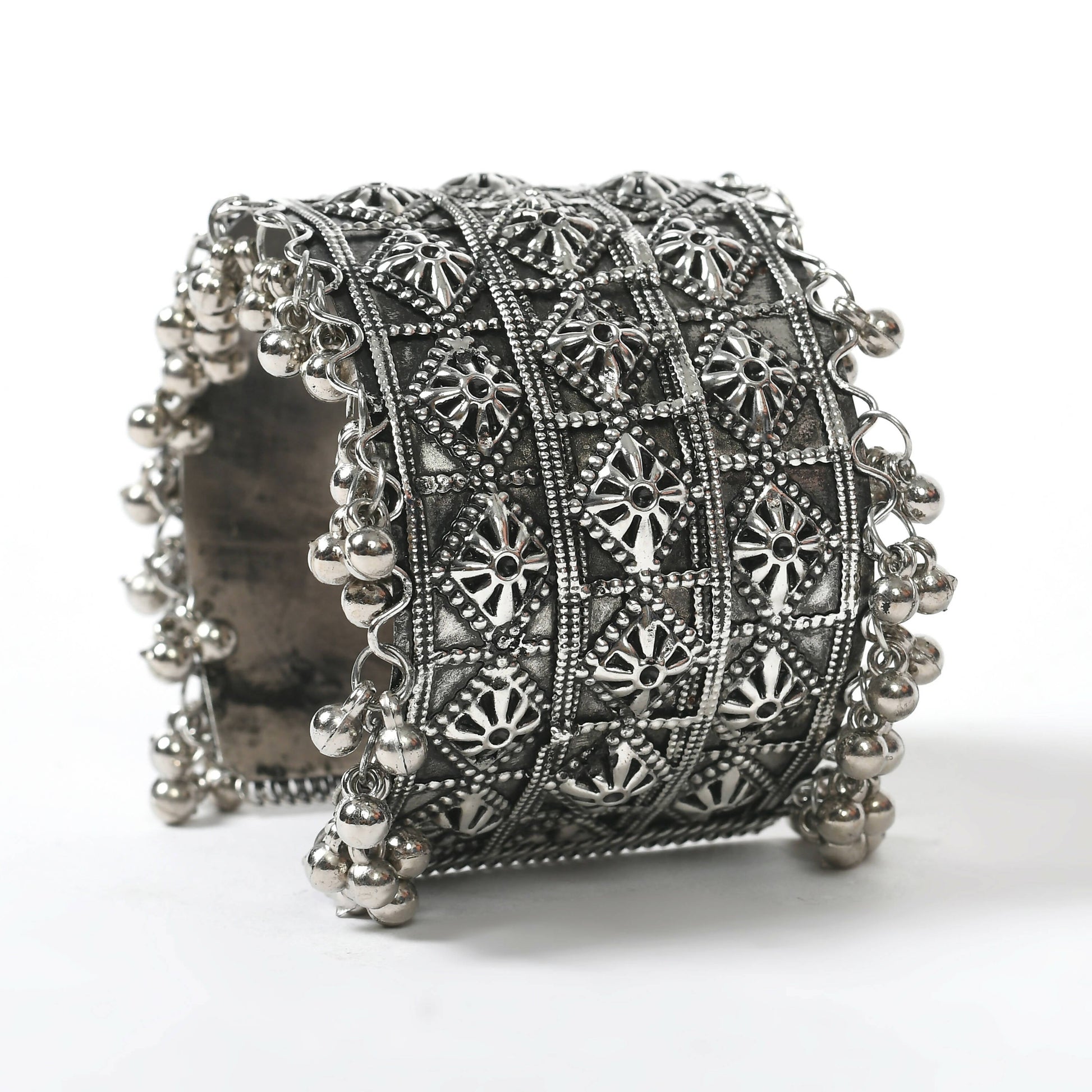 Mominos Fashion Joharkamal Oxidised Silver-Plated Ghungroo Handcraft Bracelet - Design 024 