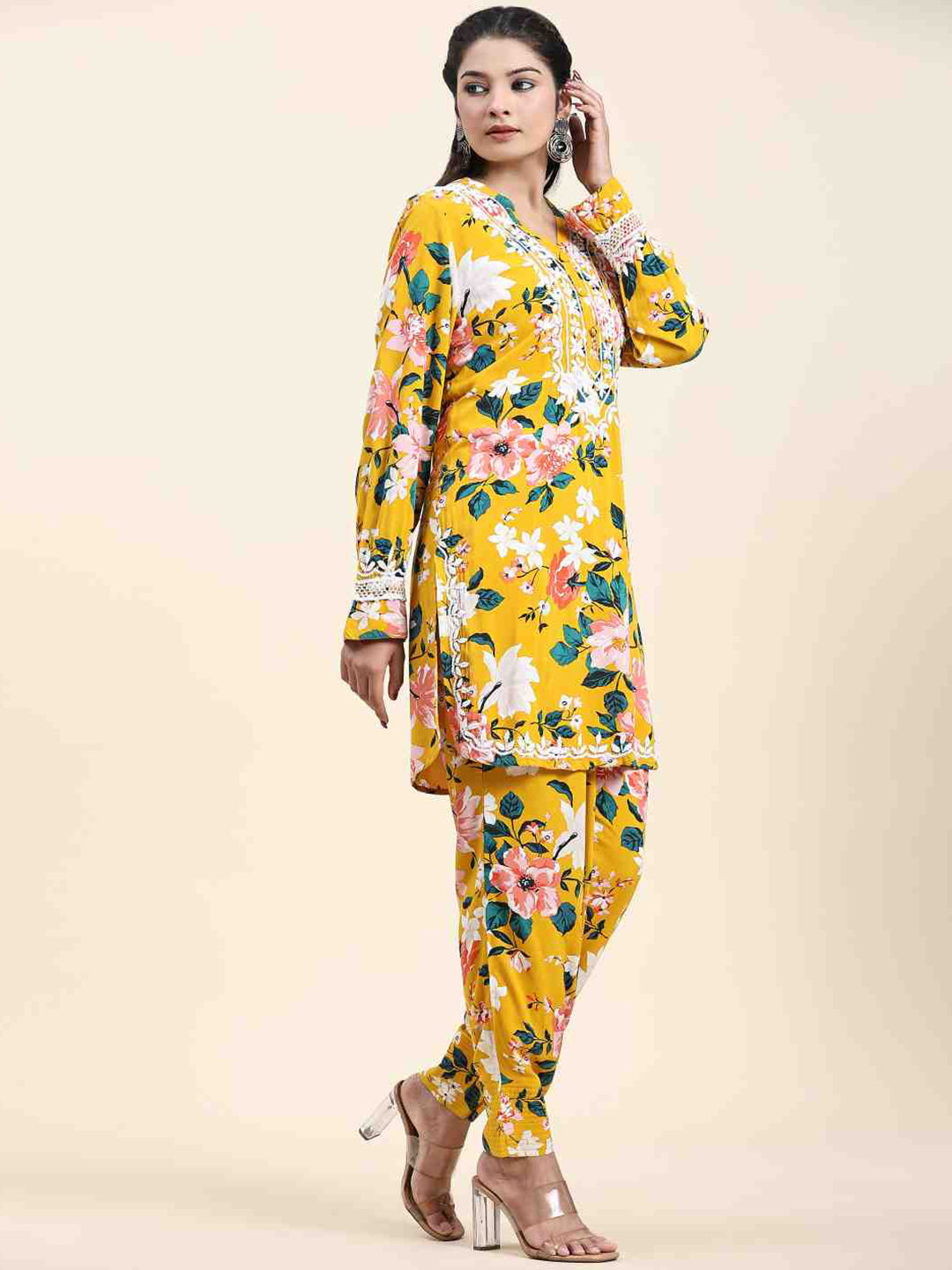 HOUSE OF KARI Floral Printed Chikankari Regular Straight Pure Cotton Kurta with Trousers 