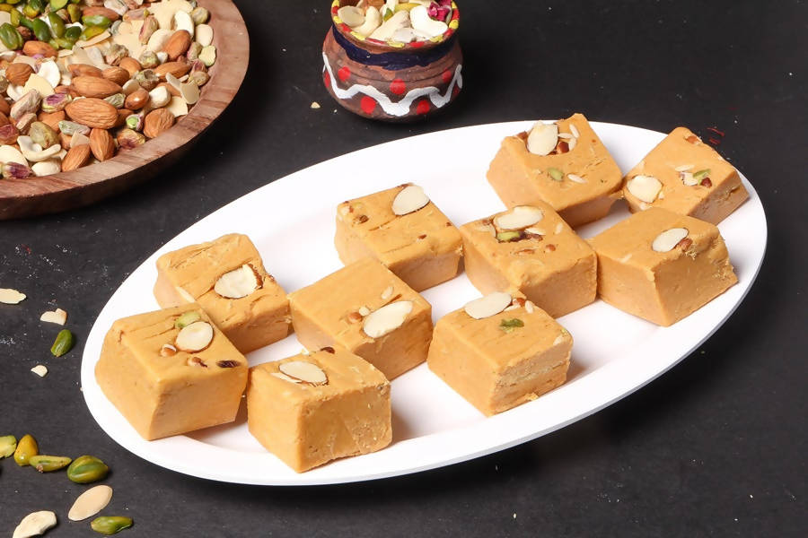 Kanti Sweets Banaras Soanpapdi 
