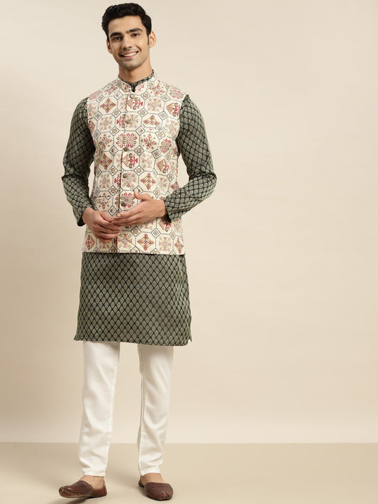 Sojanya Men Green Ethnic Motifs Kurta with Churidar & Nehru Jacket 