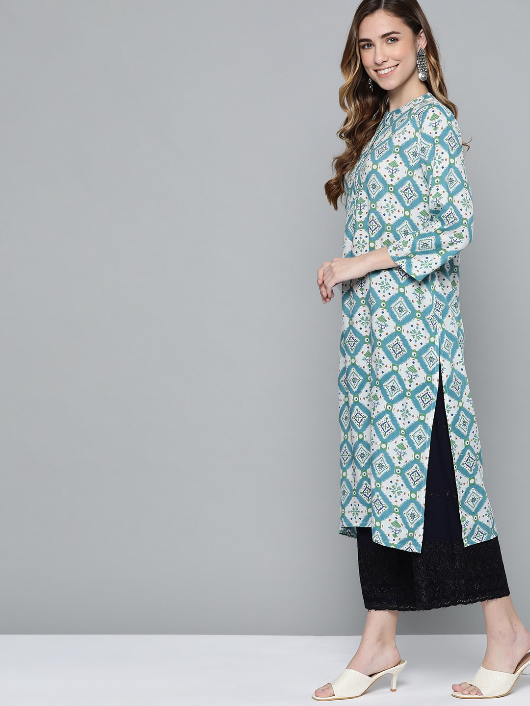 HERE&NOW Women Blue & White Ethnic Motifs Print Kurta