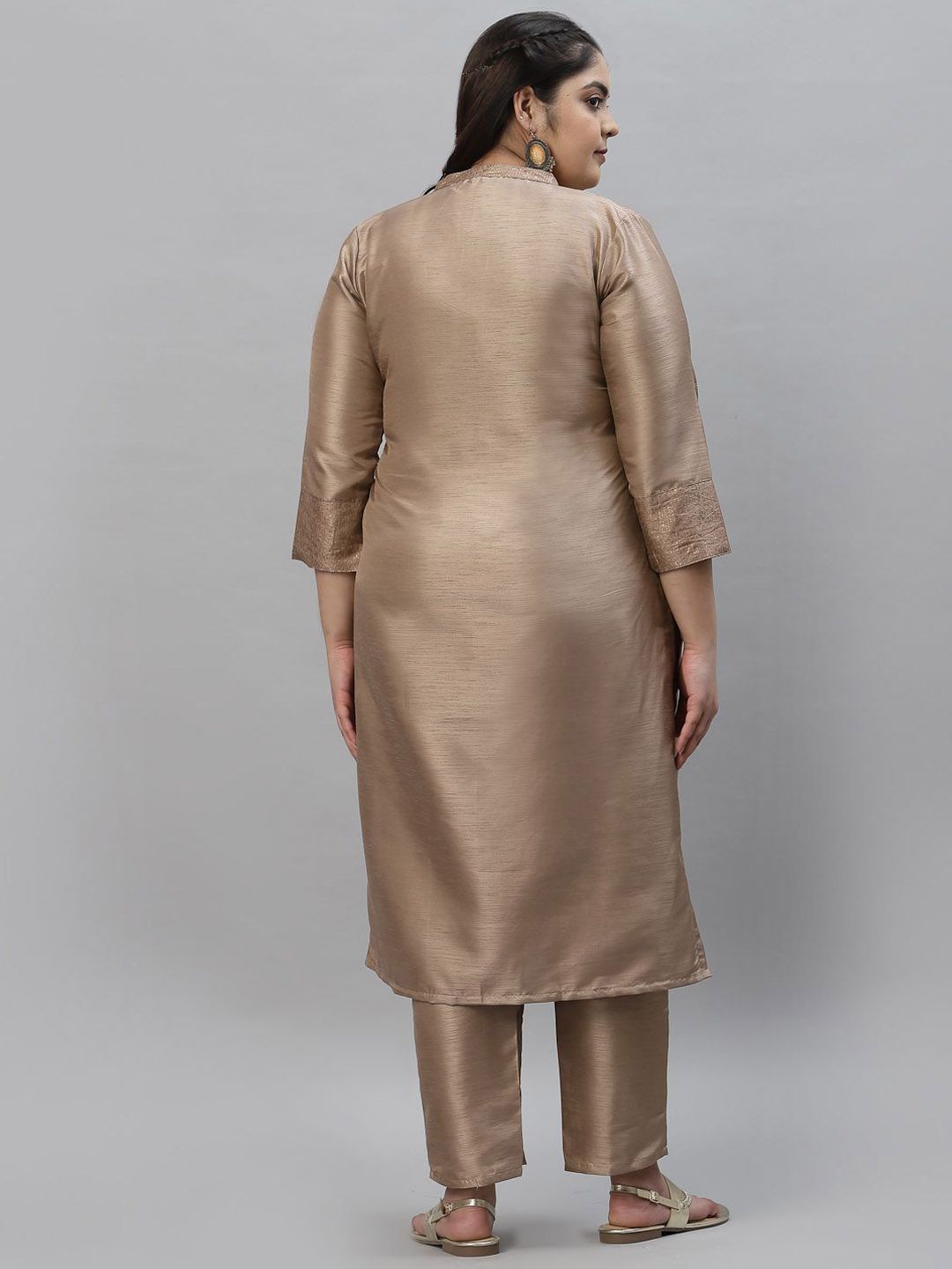 Sztori Plus Size Mandarin Collar Straight Kurta With Trousers