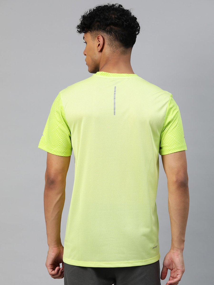 Alcis Men Printed Anti Static Slim Fit T-shirt 