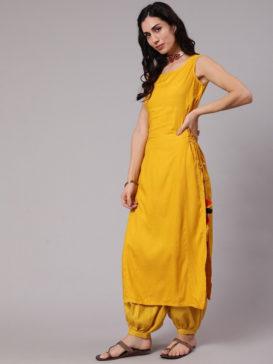 Aks Sleeveless High-Slit Kurta