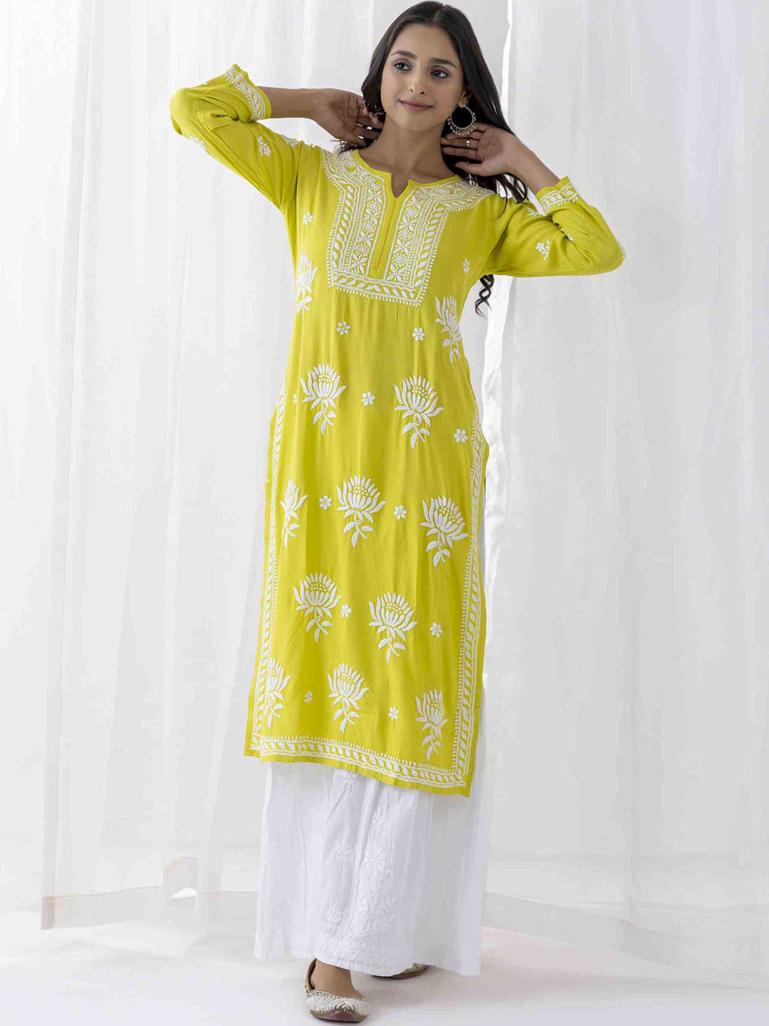 HOUSE OF KARI Floral Chikankari Embroidered Cotton Straight Kurta 
