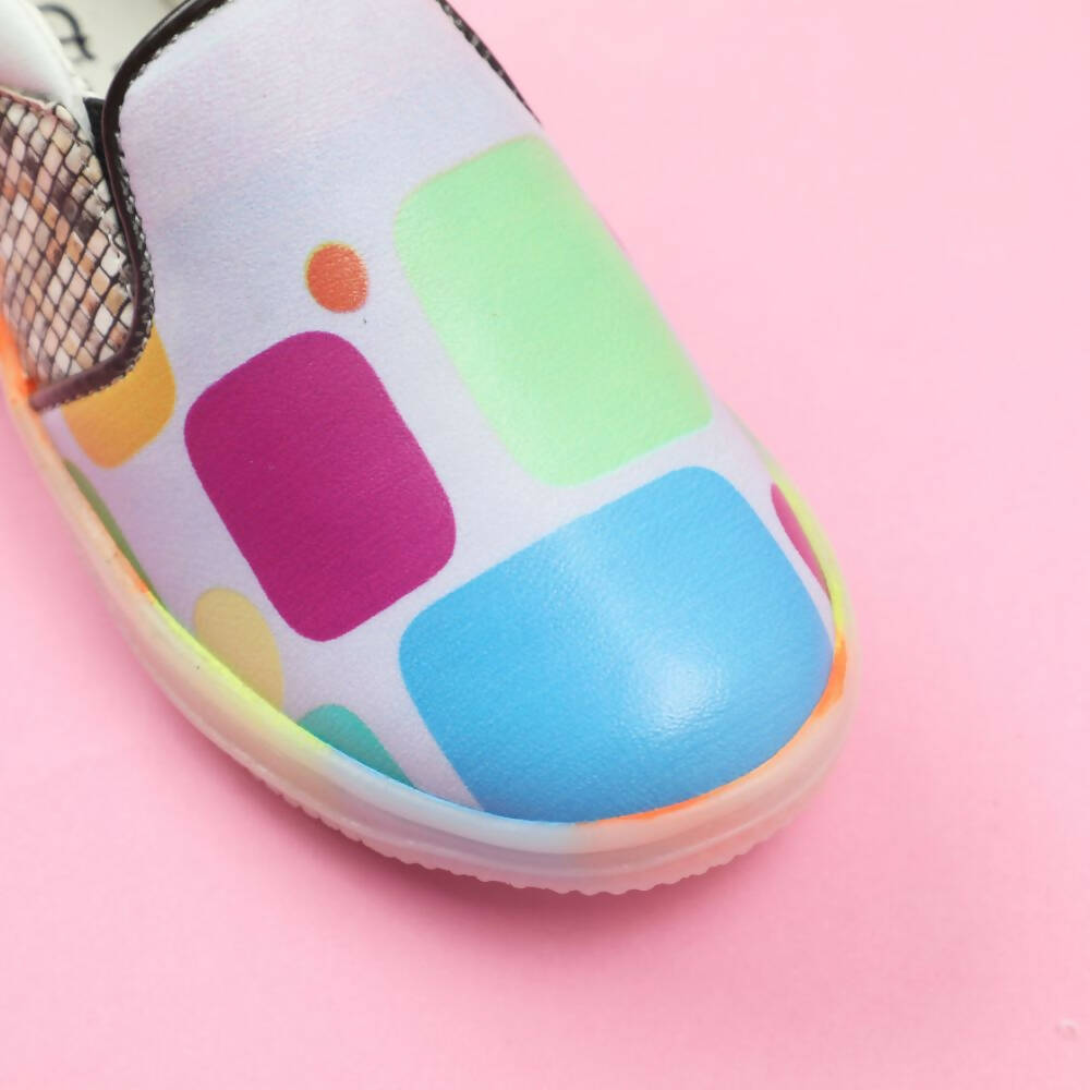 Tiny Bugs Unisex Colorblock Slip Ons Sneakers - Whithe  Grab2Buy Tiny Bugs Grab2Buy