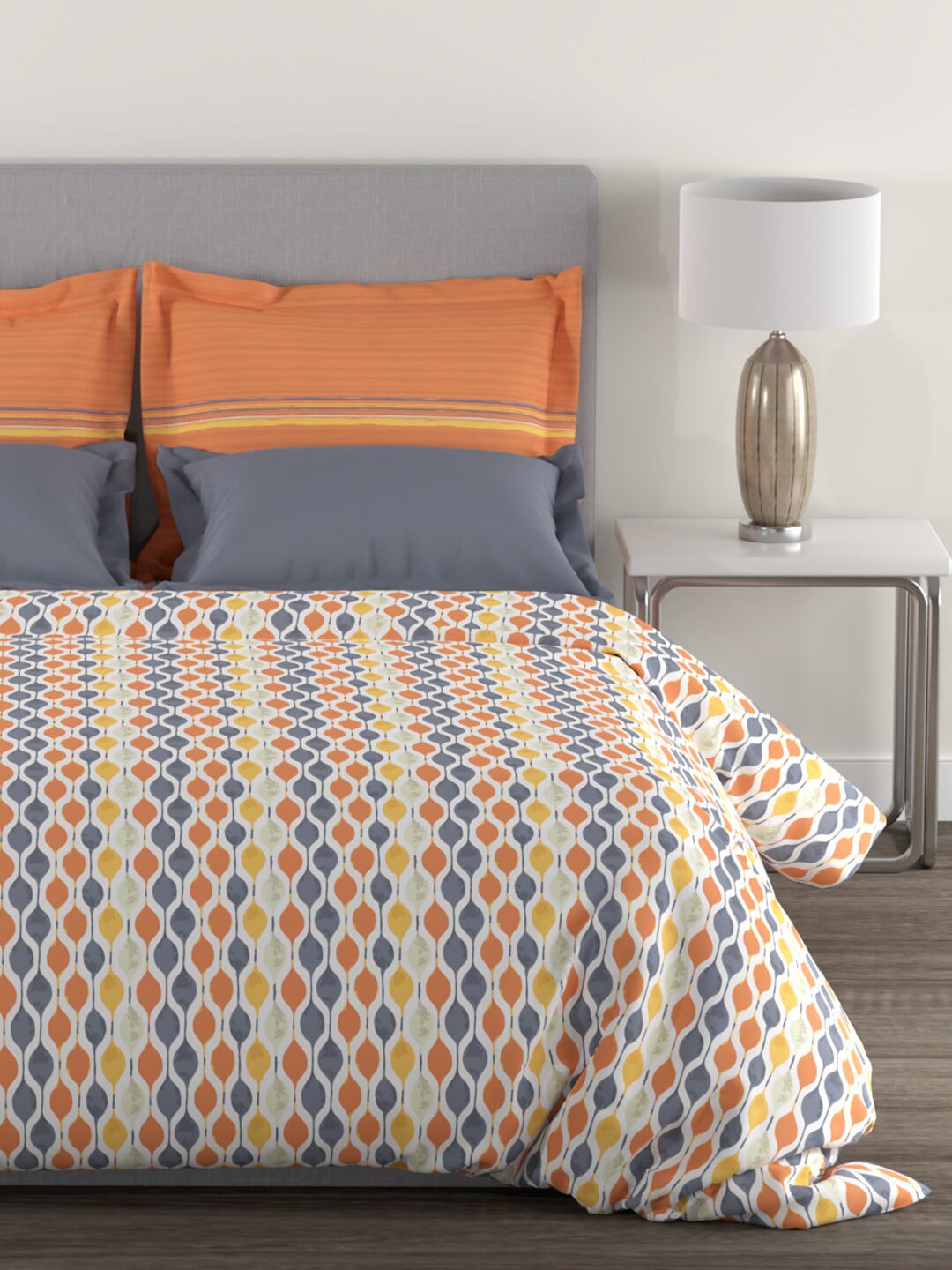 MYTRIDENT Orange White Geometric Cotton 144 TC Queen Bedsheet With 2 Pillow Covers 