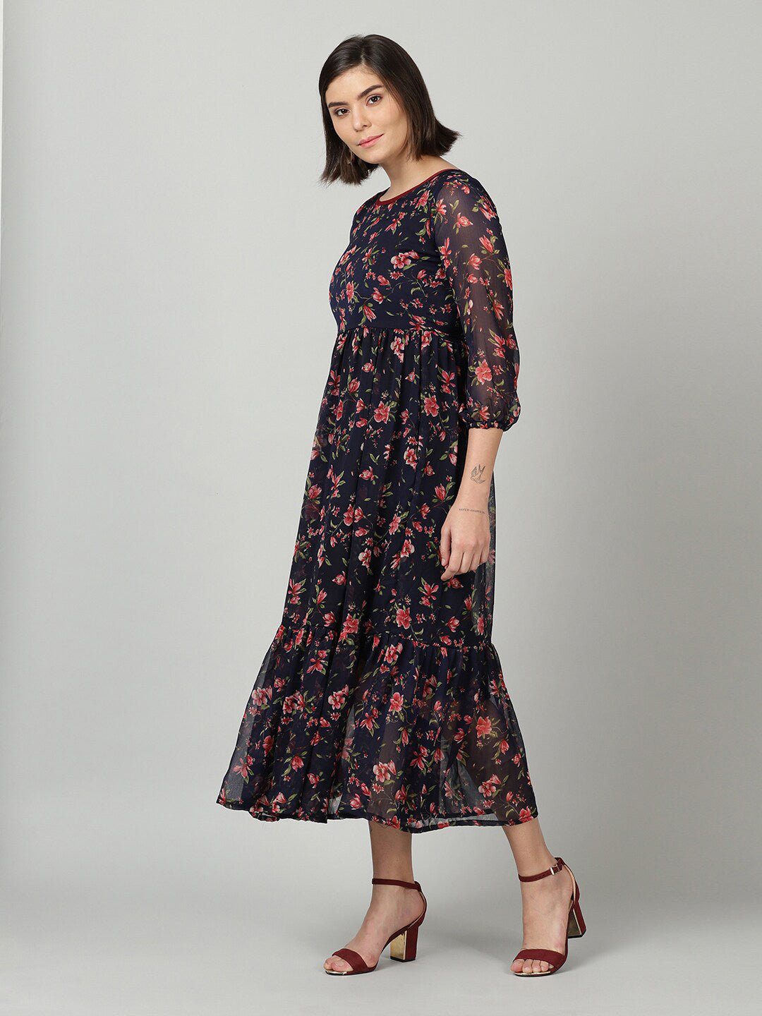 Souchii Women Navy Blue & Red Floral Chiffon A-Line Tiered Dress 