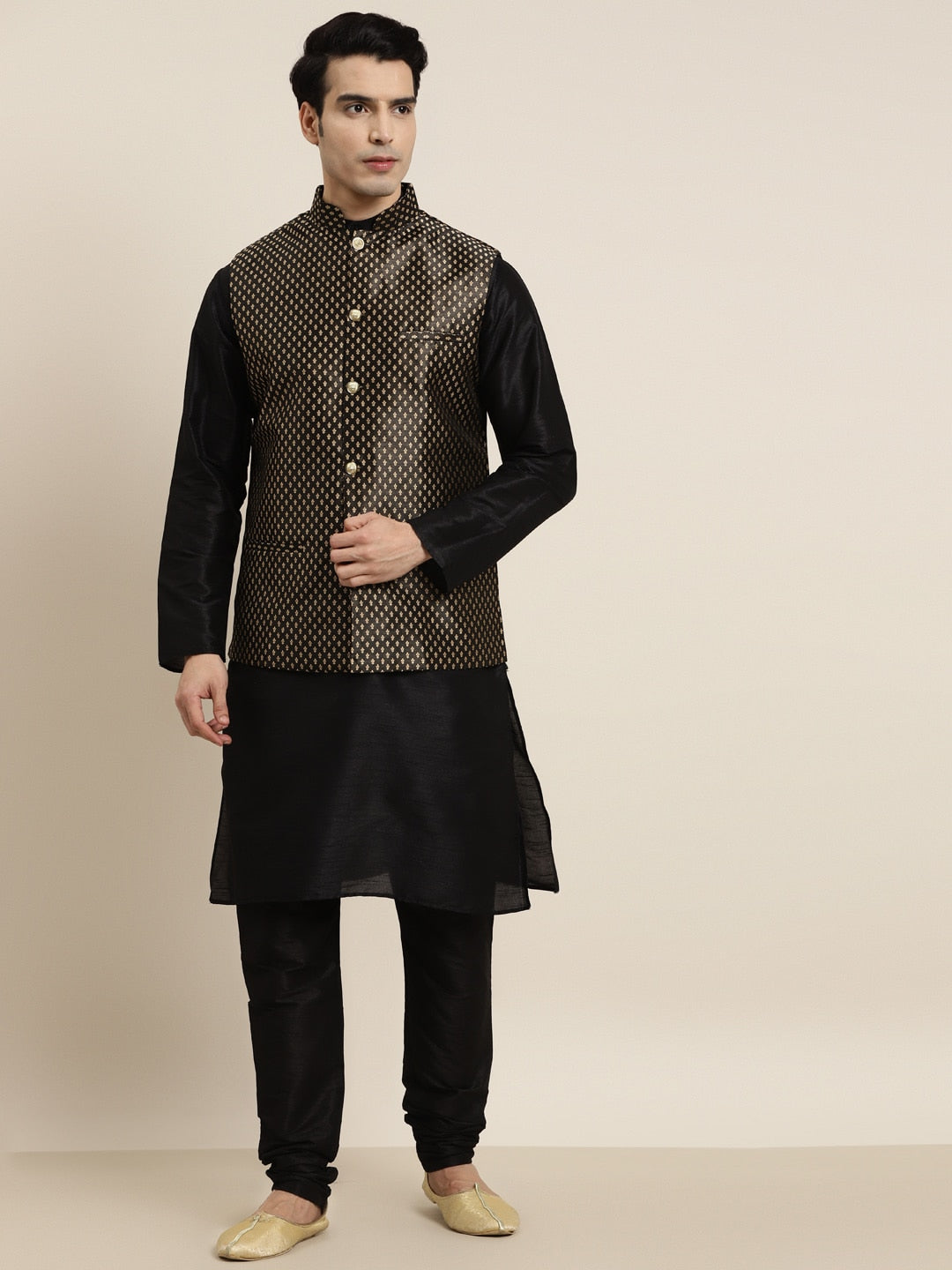 Sojanya Men Black Solid Kurta with Churidar & Nehru Jacket 