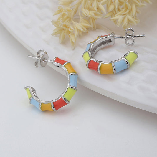 Women'S Silver Western Brass Na Post And Back Rhodium - Plated Single Contemporary Enamelled Half Hoop Earrings - Wahe Jewels