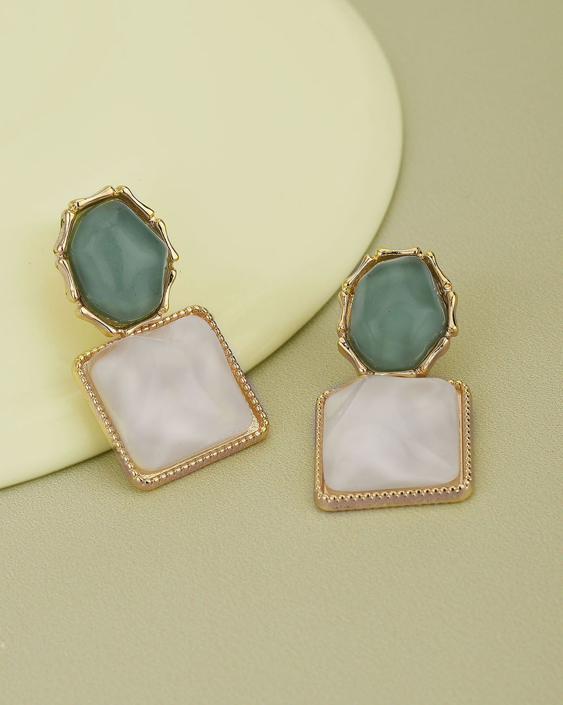 Premium Jewellery - Silver Toned Cz Studded Rhodium - Plated Square Handcrafted Drop Earrings - Wahe Jewels Noz2Toz