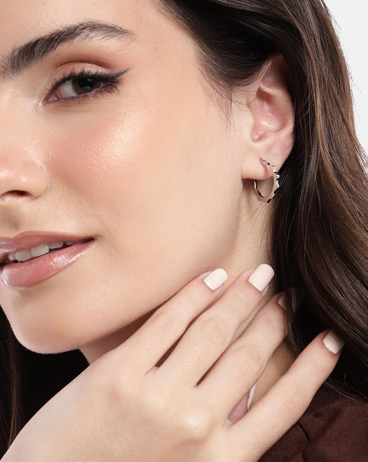 Rose Gold-Polished Floral Bold Stud Earring - Wahe Jewels Noz2Toz