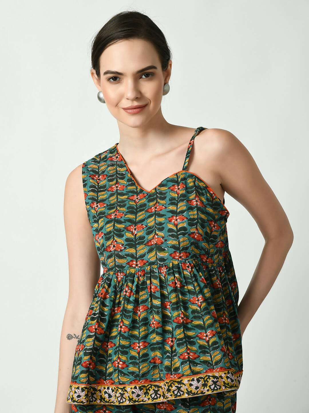 Myshka Women's Green Floral Printed Top