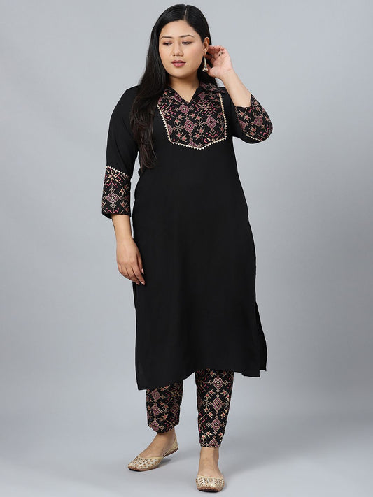 Sztori Plus Size Geometric Printed Shirt Collar Straight Kurta With Trousers
