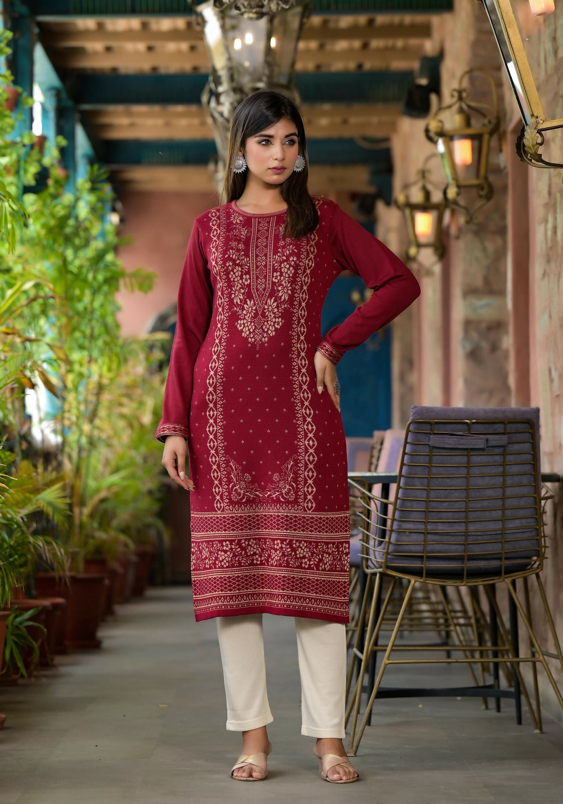 Juniper Women's Maroon Ethnic Motif Printed Polycotton Kurta