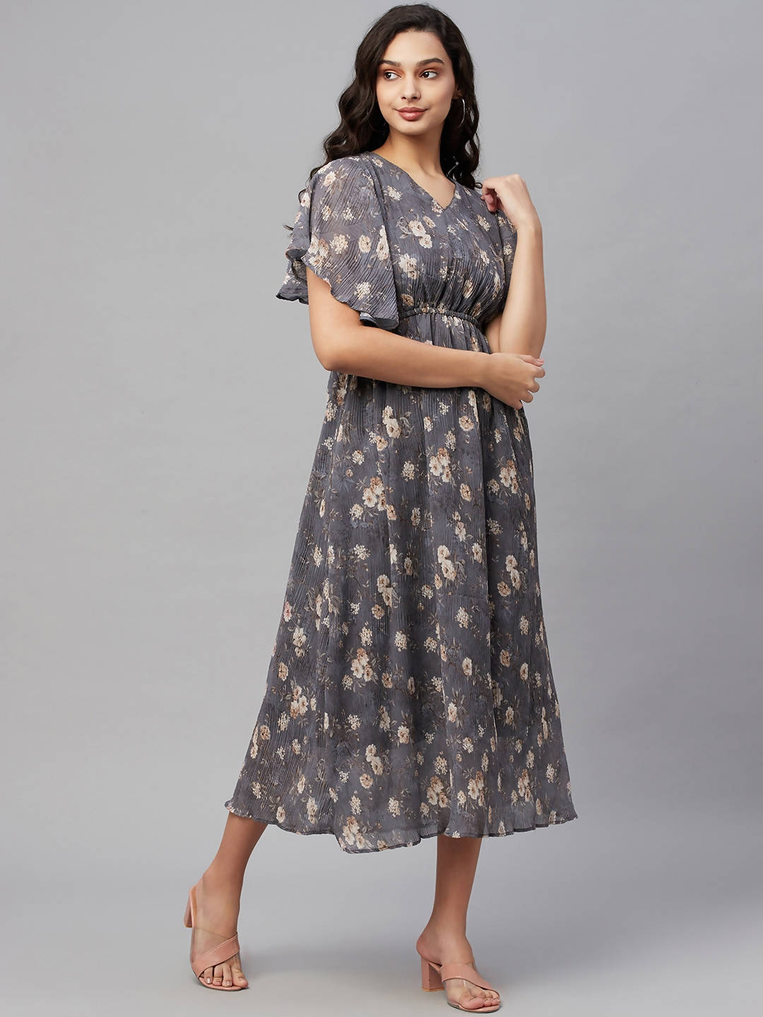 Myshka Women Grey Printed Half Sleeve V Neck Dress