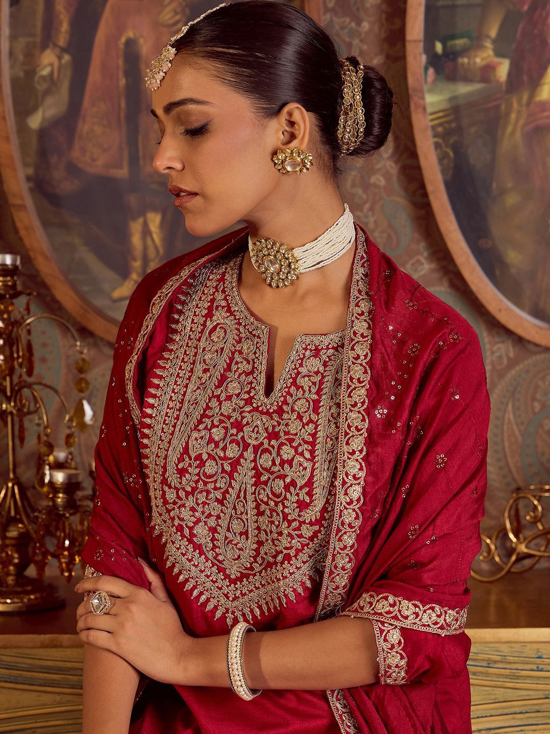Indo Era Ethnic Floral Embroidered Zari Work Detail Regular Sleeves Round Neck Kurta Set