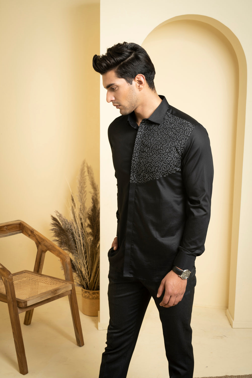 Distorted by Hilo Design