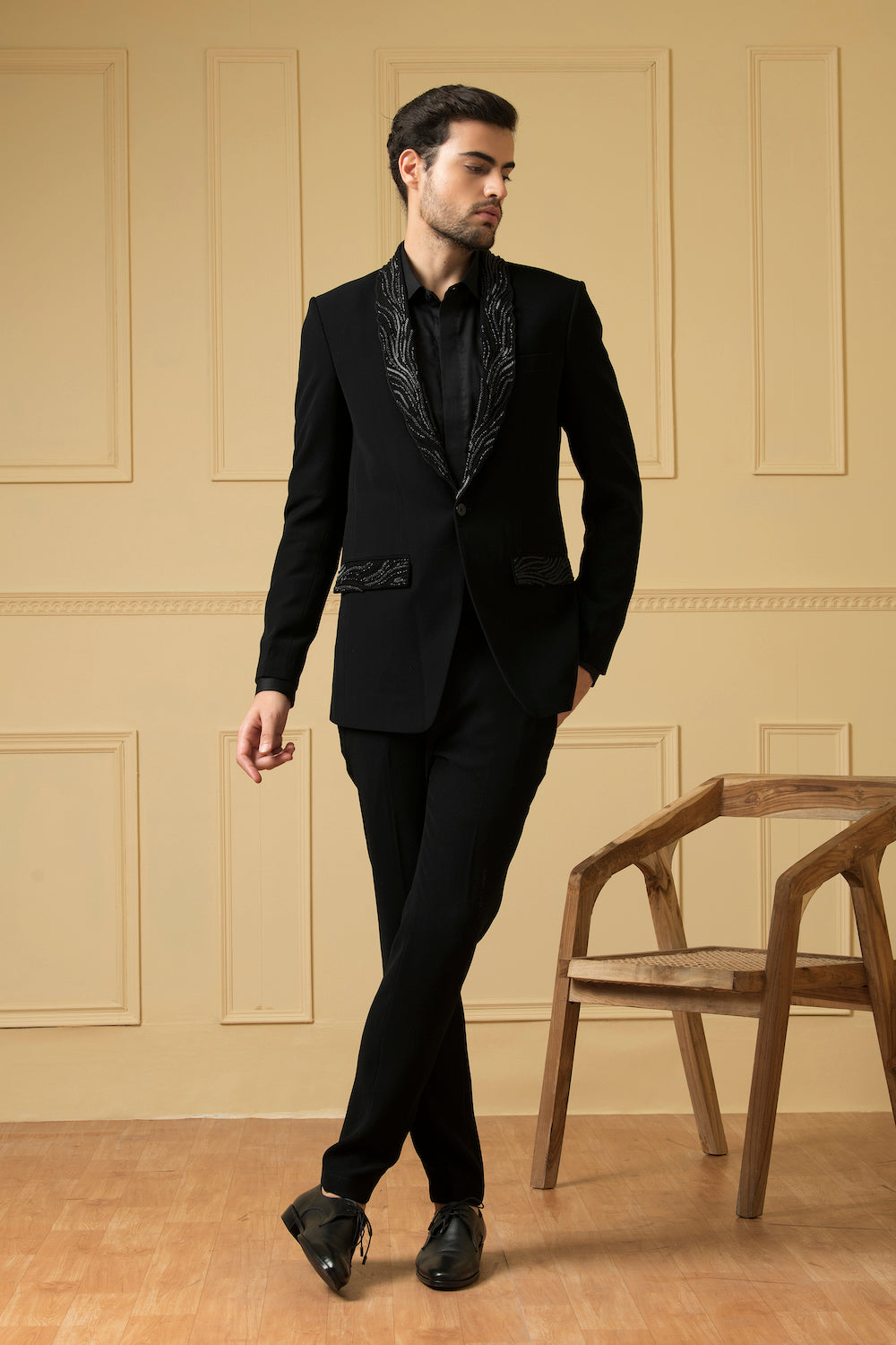 Black Blazer by Hilo Design