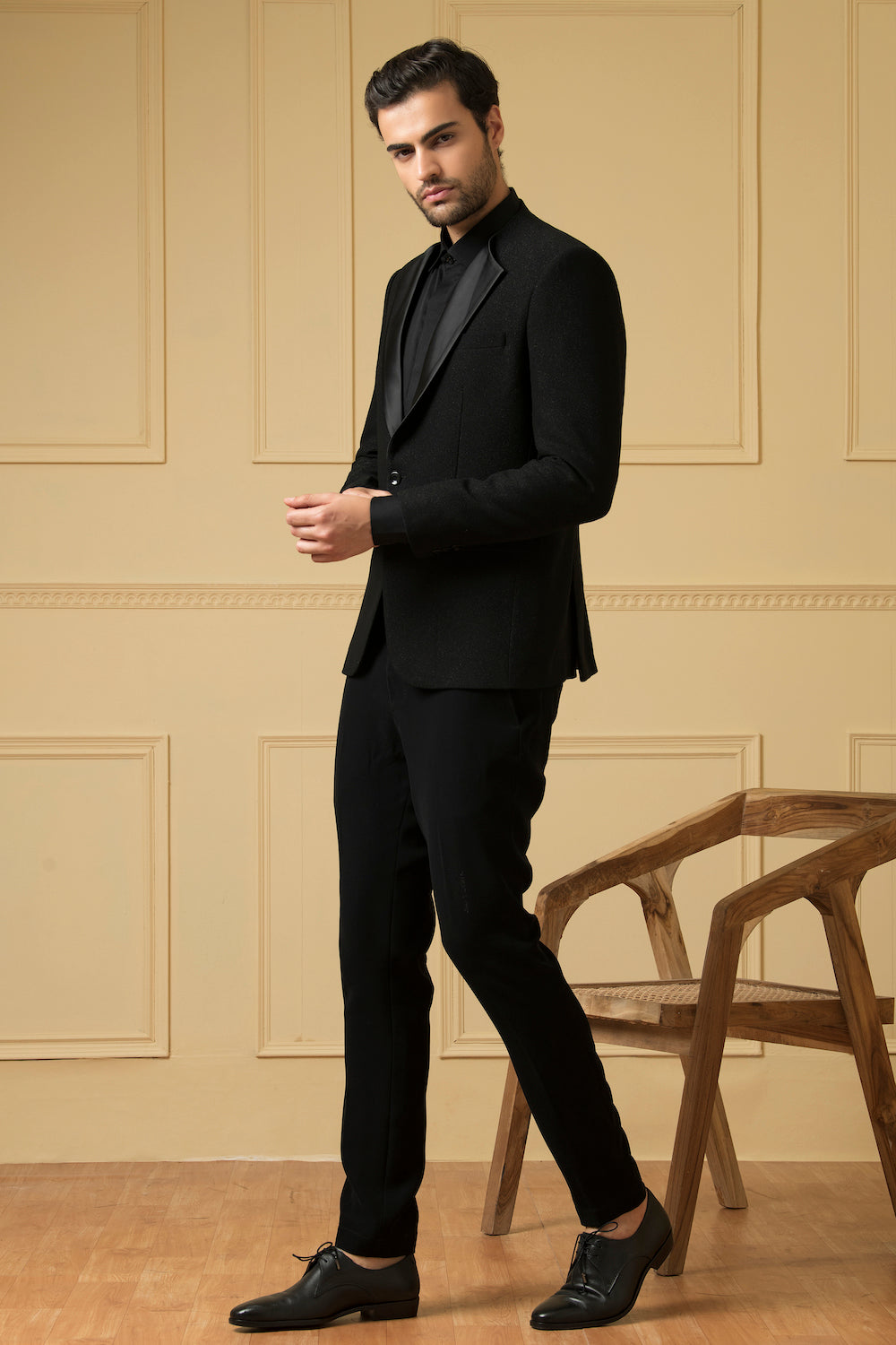 The Sharp Black Blazer by Hilo Design  Grab2Buy Hilo Design Grab2Buy