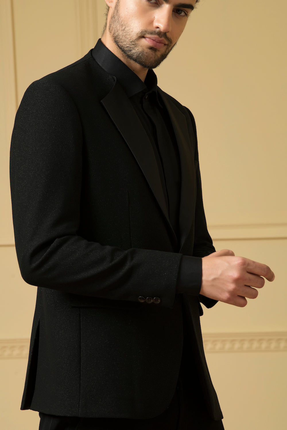 The Sharp Black Blazer by Hilo Design  Grab2Buy Hilo Design Grab2Buy