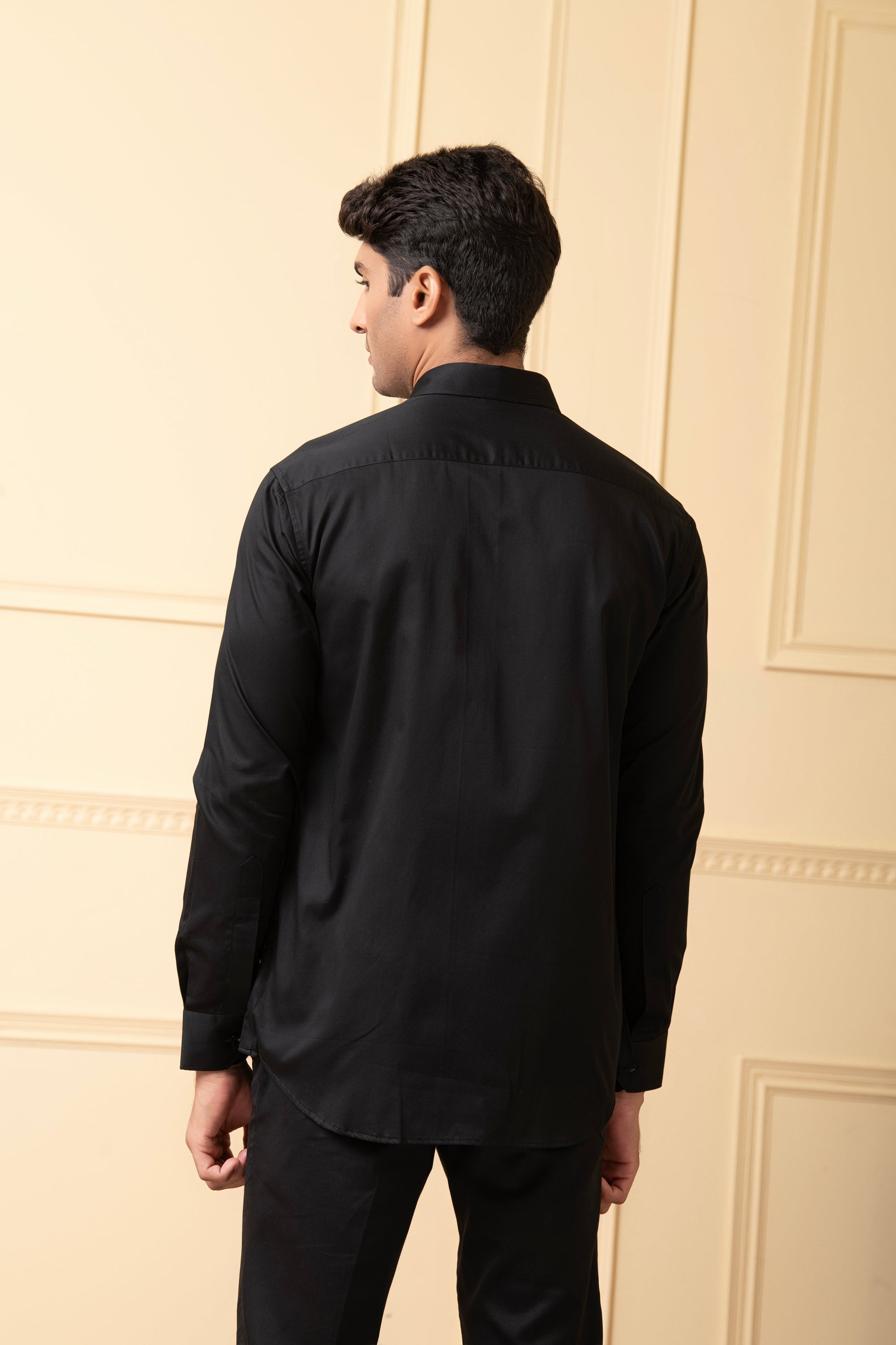 Black Shirt With V-Shaped Grey Strip by Hilo Design