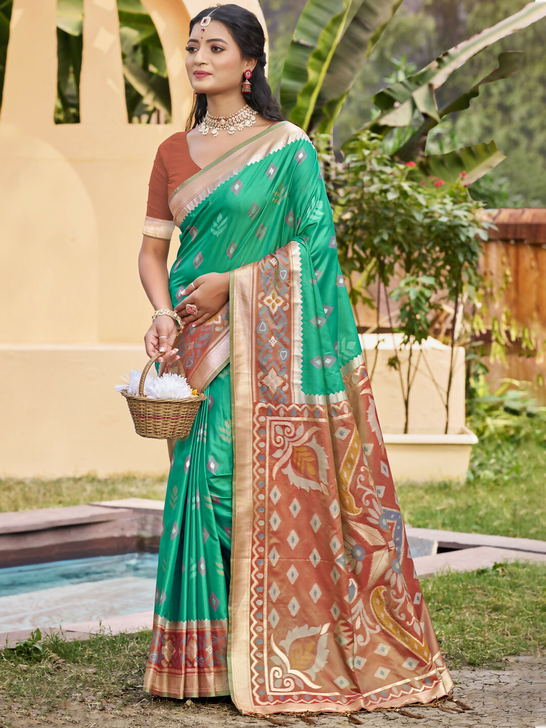 Shree Shyam Fashion Rama Green Pochampally Silk Saree