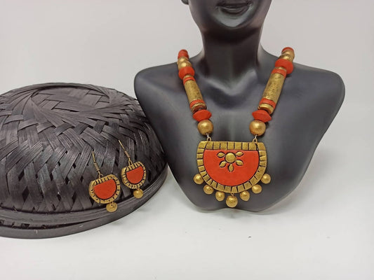 Terracotta Medium Necklace Set With Earrings-Orange And Gold