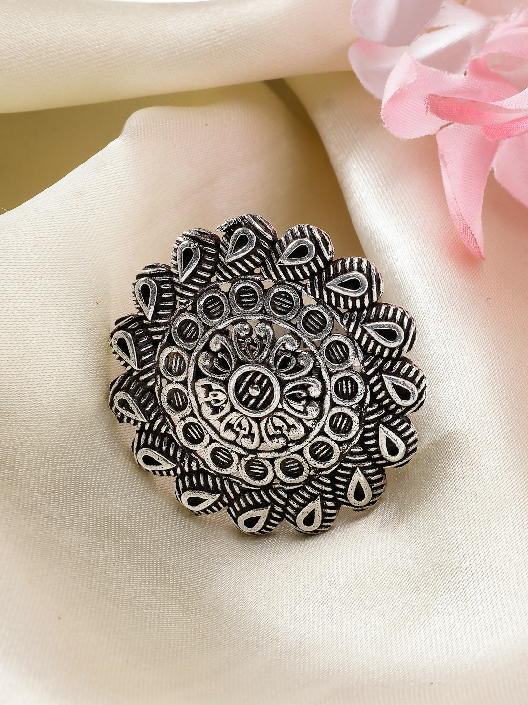 NVR Women's Silver-Toned Floral Shape Adjustable Finger Ring 