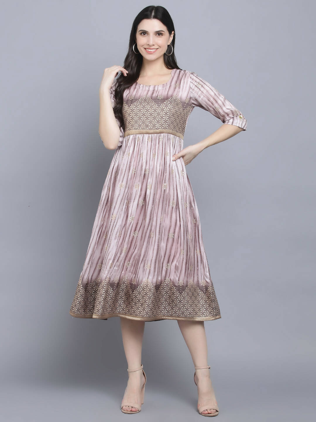 Myshka Women Grey Floral Midi Dress
