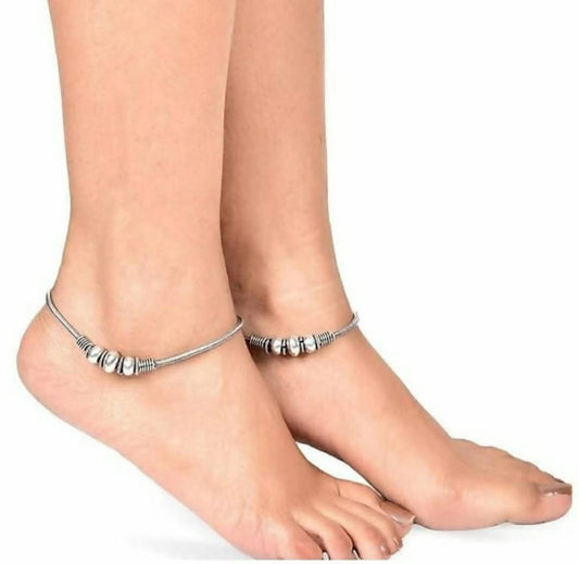 Mominos Fashion Trendy Oxidised Silver Plated Anklets