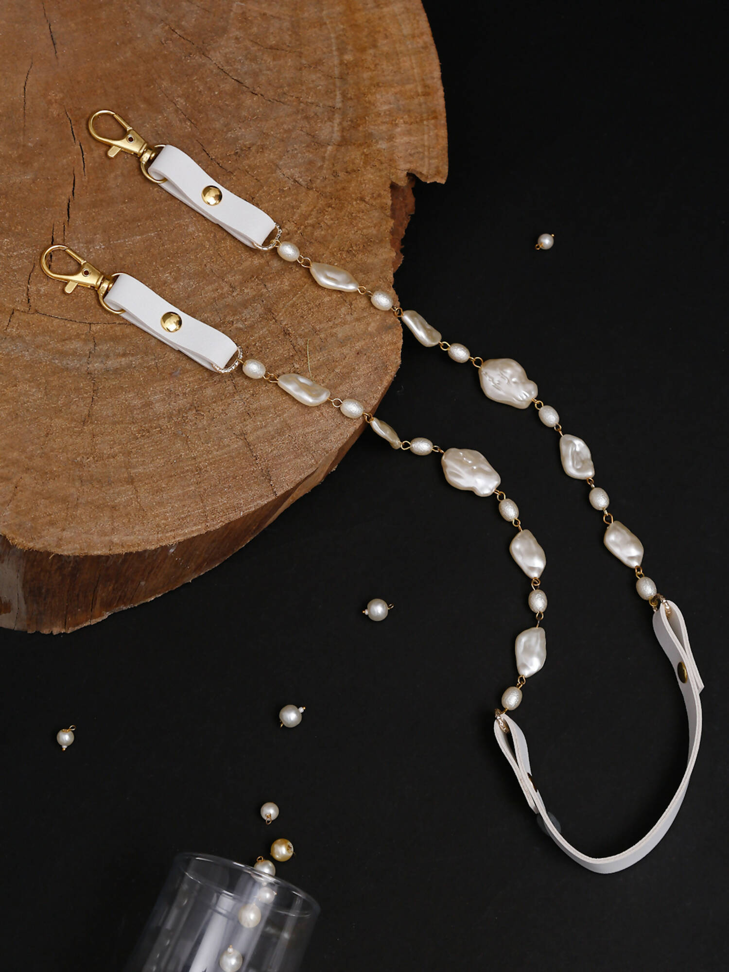 Women's White Mother Of Pearl Mask Chain - Ruby Raang  Grab2Buy Ruby Raang Grab2Buy