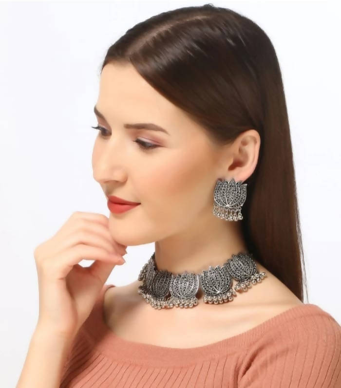 Mominos Fashion Oxidised Lotus Design Silver Color Necklace Choker Set 