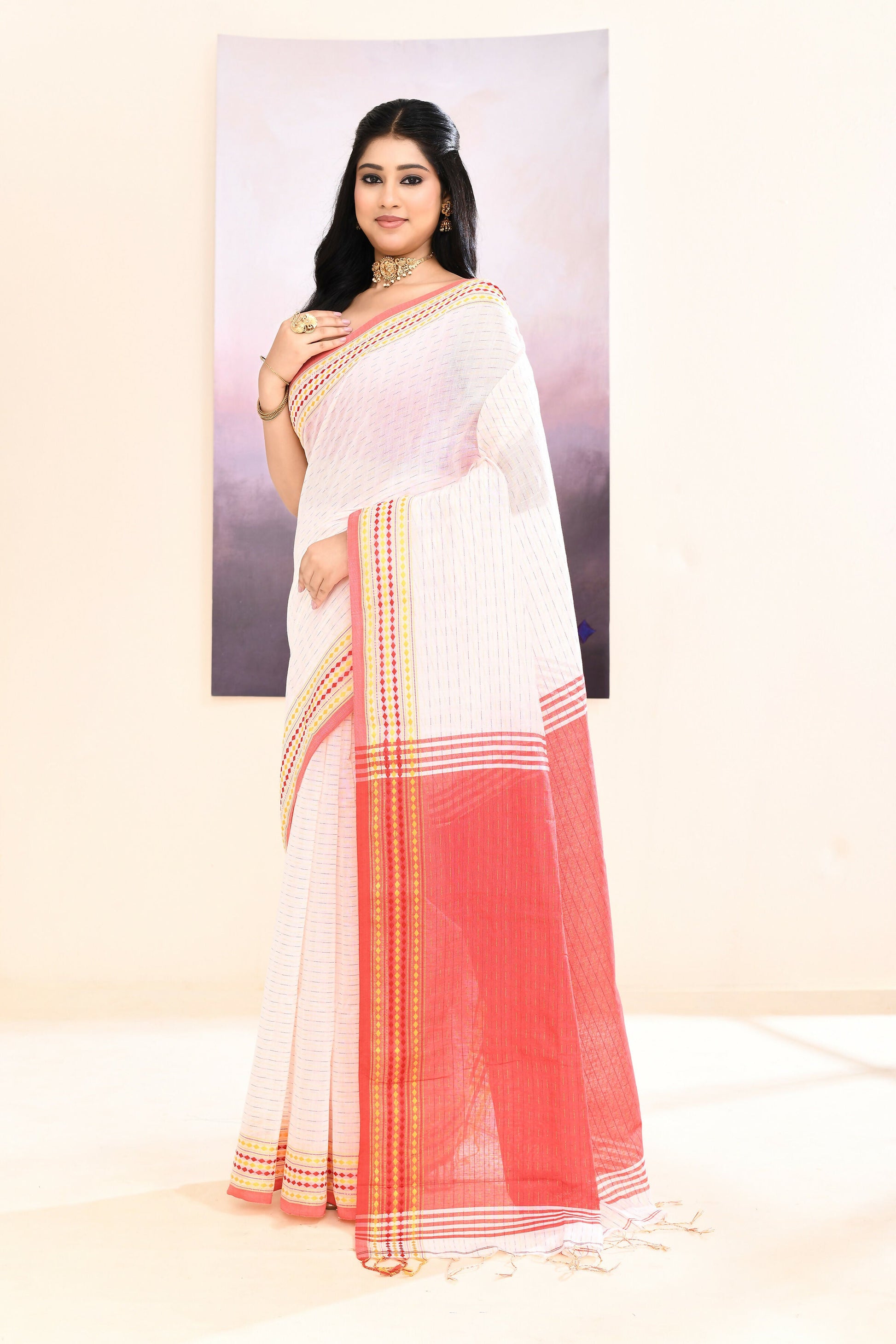 Piyari Fashion Women's White Embellished Cotton Blend Jamdani Saree