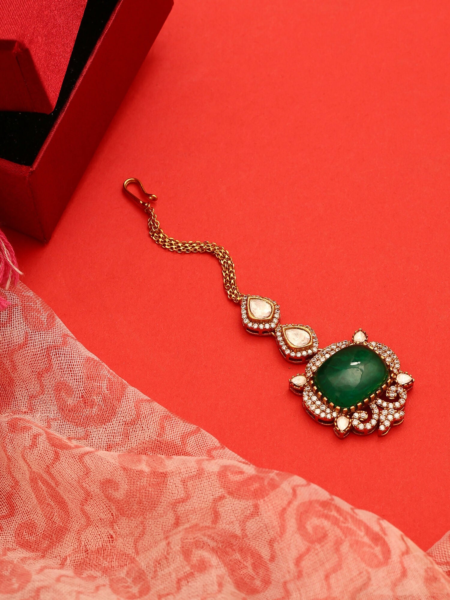 Ruby Raang Green Kundan Tikka