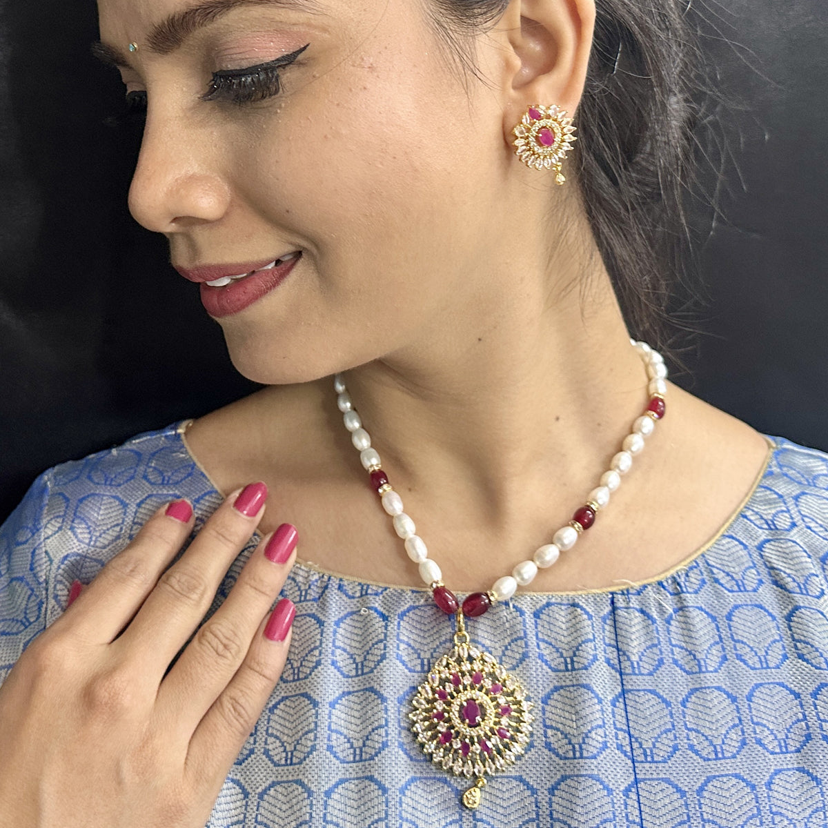 J Pearls Rinay Pearl Necklace Set J Pearls