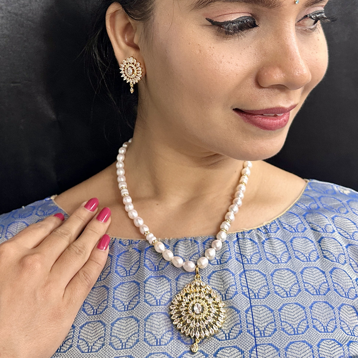 J Pearls Quasar Mystique Pearl Necklace Set J Pearls