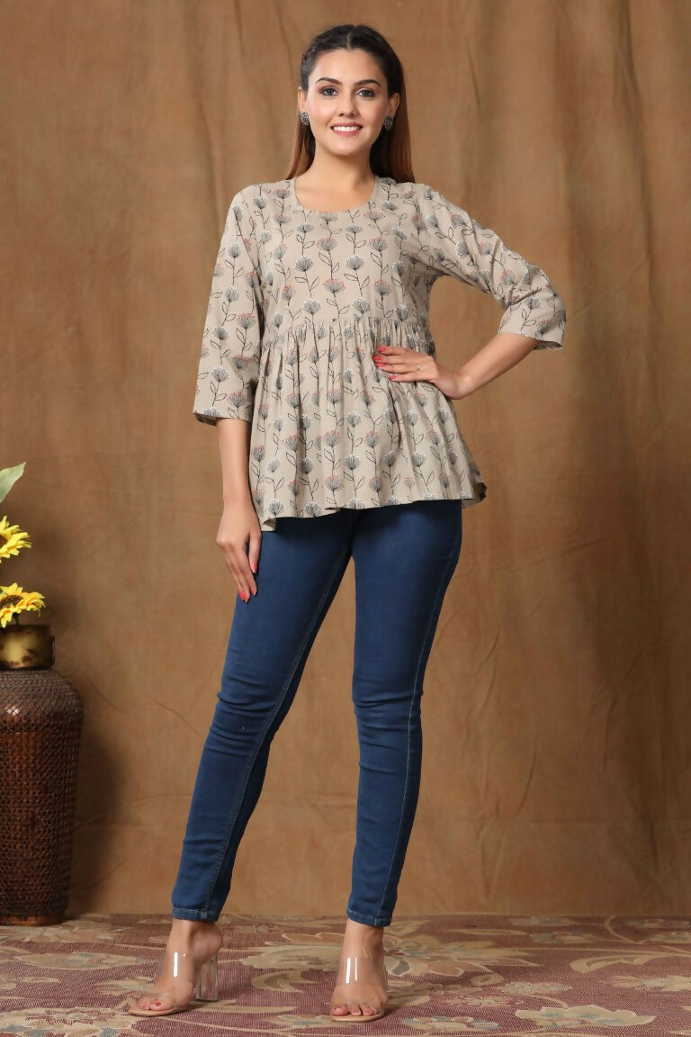 Miravan Women's Printed Short Kurti