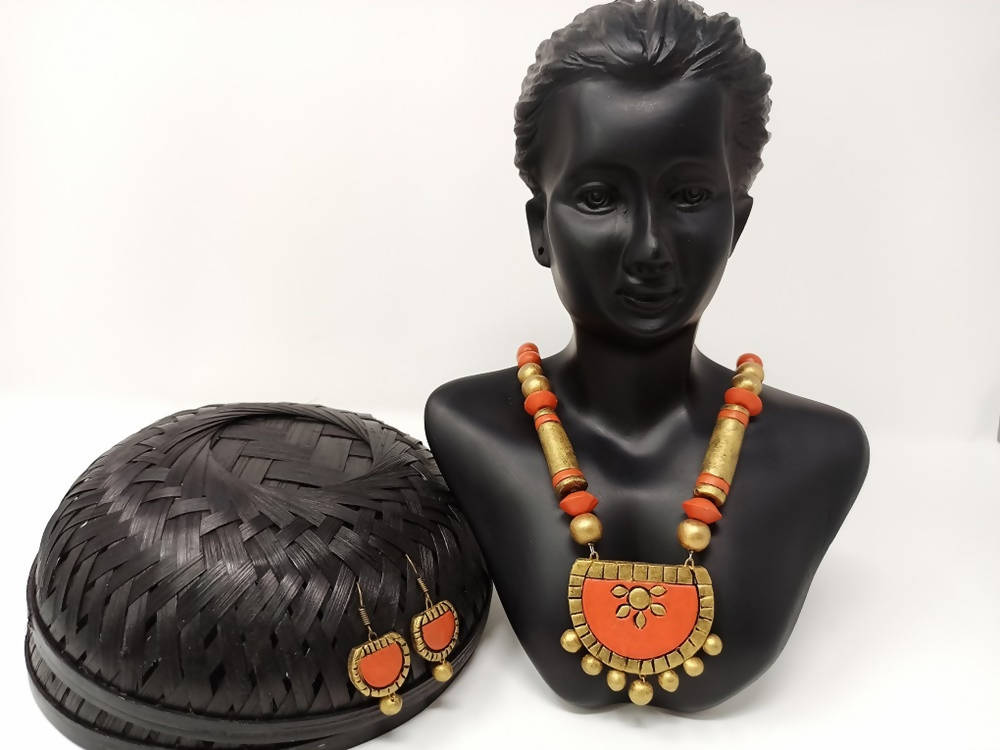 Terracotta Medium Necklace Set With Earrings-Orange And Gold