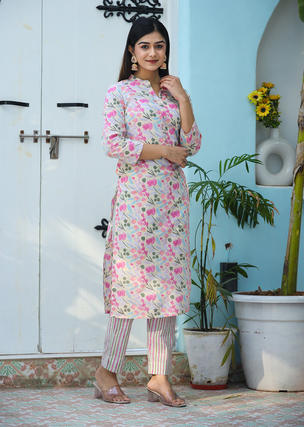 Kaajh Woman's Pink Printed Cotton Kurta Pant Set