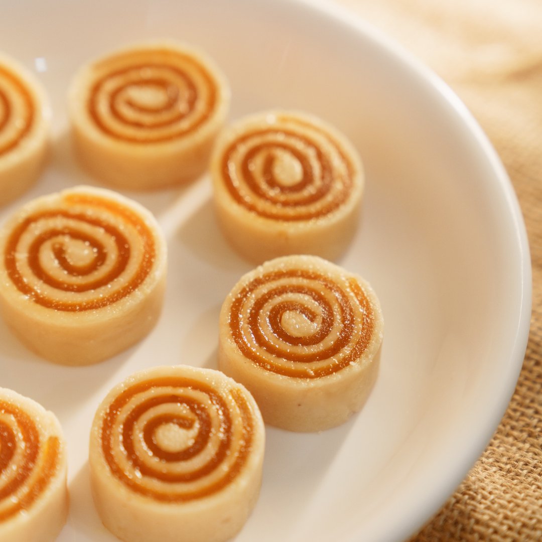 Shree Mithai Kaju Mango Roll 