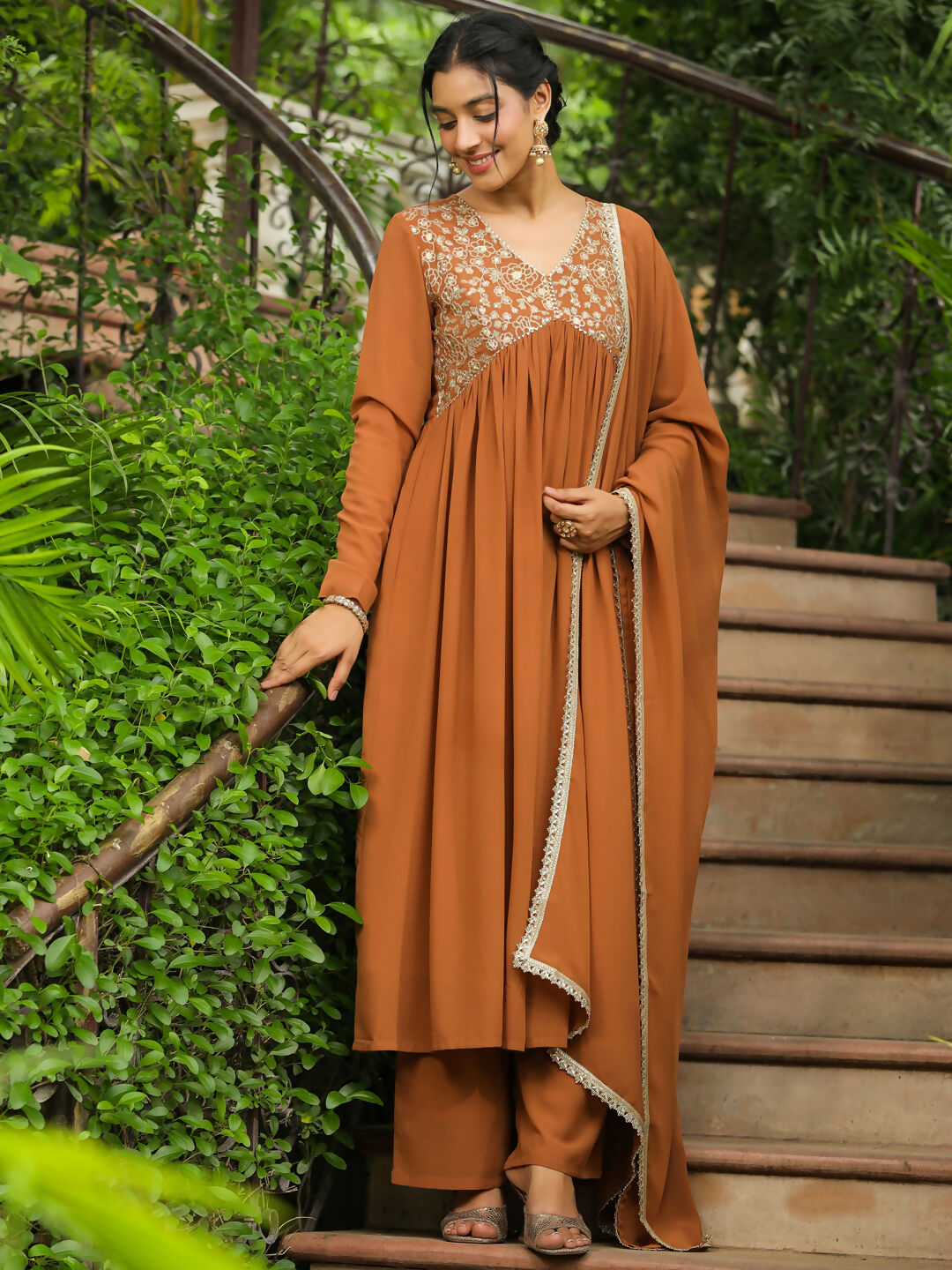 Janasya Brown Georgette Yoke Embroidery Kurta,Bottom & Dupatta 