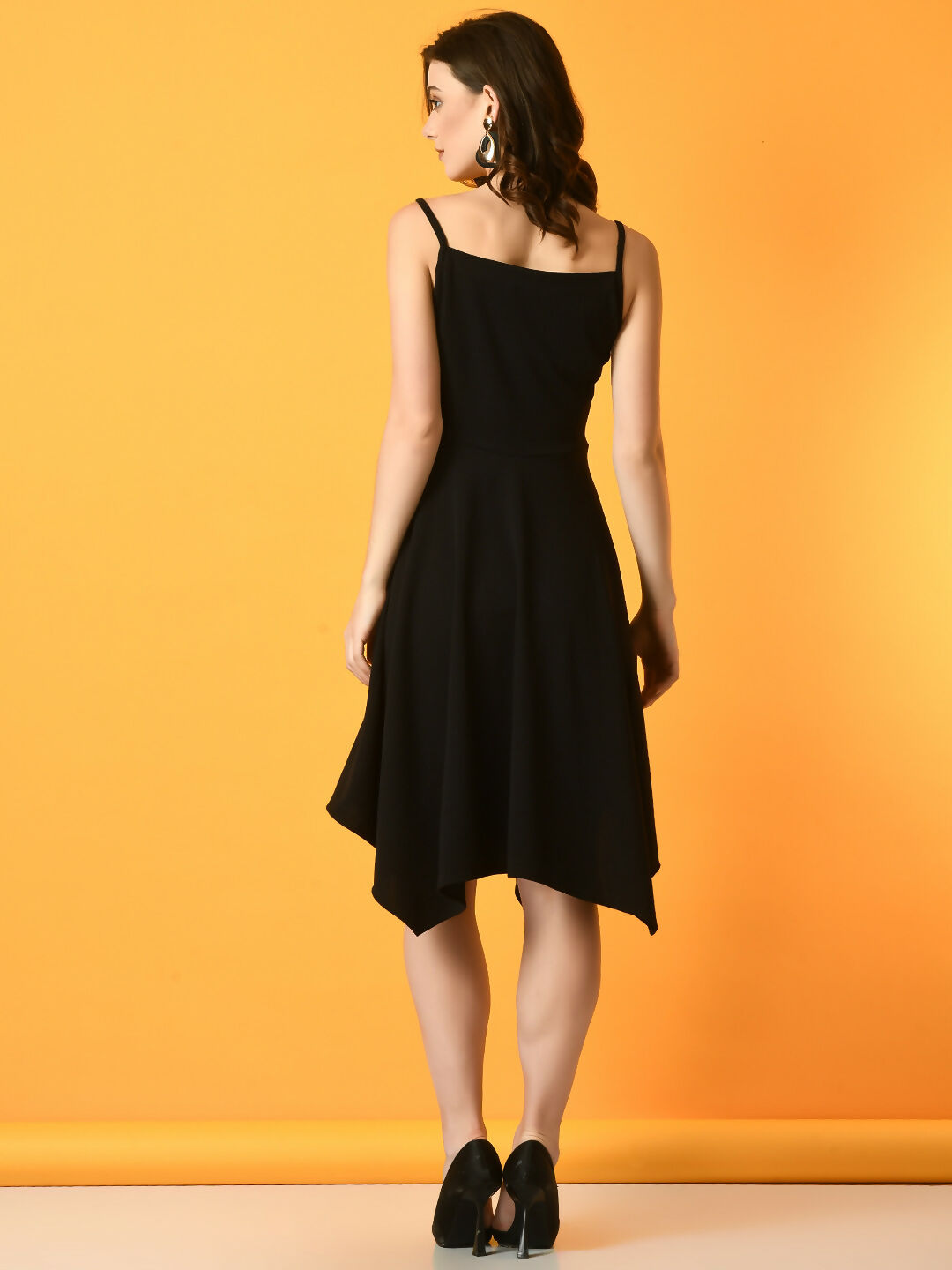 Myshka Women's Black Solid Party Dress
