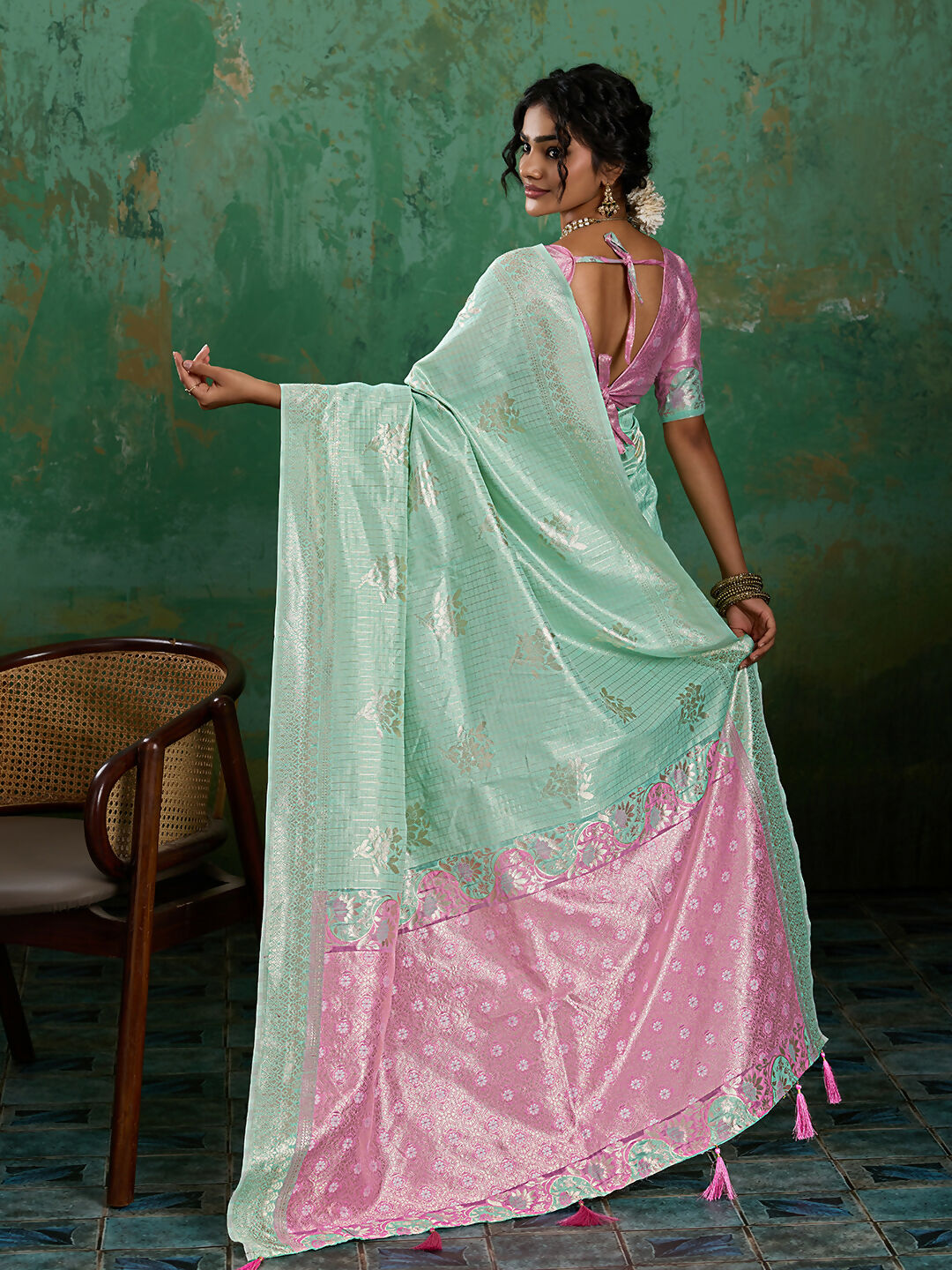 Shree Shyam Fashion Rama Green Linen Cotton Saree