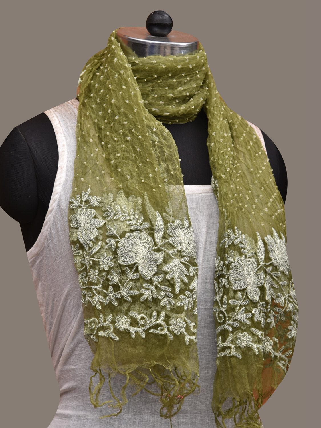 Light Green Bandhani Organza Stole with Embroidary Work Design - Global Threads - Grab2buy