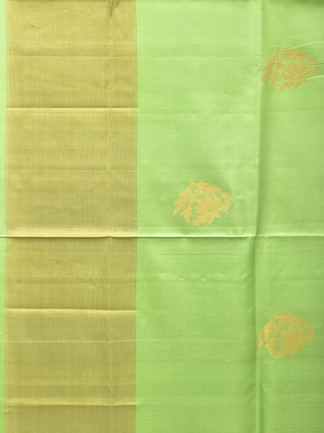 Light Green Uppada Silk Handloom Grab2Buy with Nilamabri Buta Design - Global Threads 