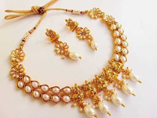 White Kemp Temple Necklace Set