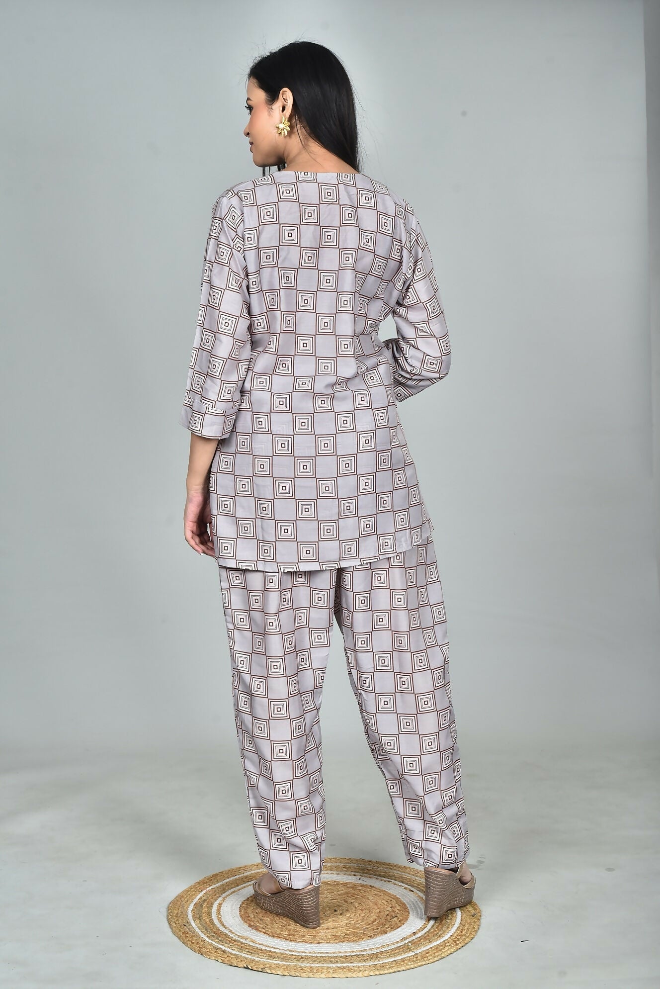 Morchari Digital Print Semi Muslin Co-Ord Set Top & Trouser-Multicolor 